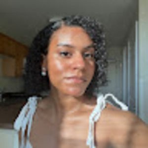 Meet your Posher, Calyce